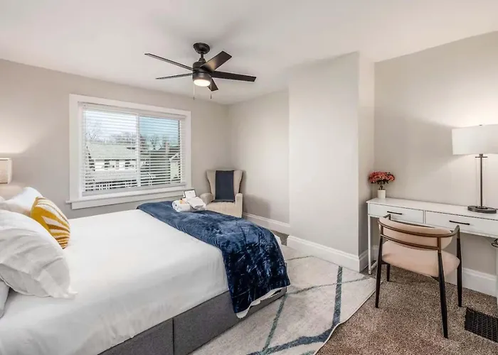 Spacious 3 Bedroom Perfect For Longer Сasa de vacaciones *